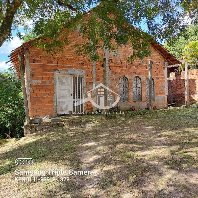 Casa em Condomínio venda Mata Fria - Referência 155AKS0467