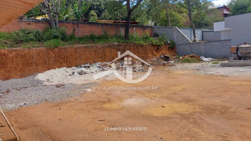 Lote venda Pedra Vermelha (Terra Preta) - Referência 456AKS0581